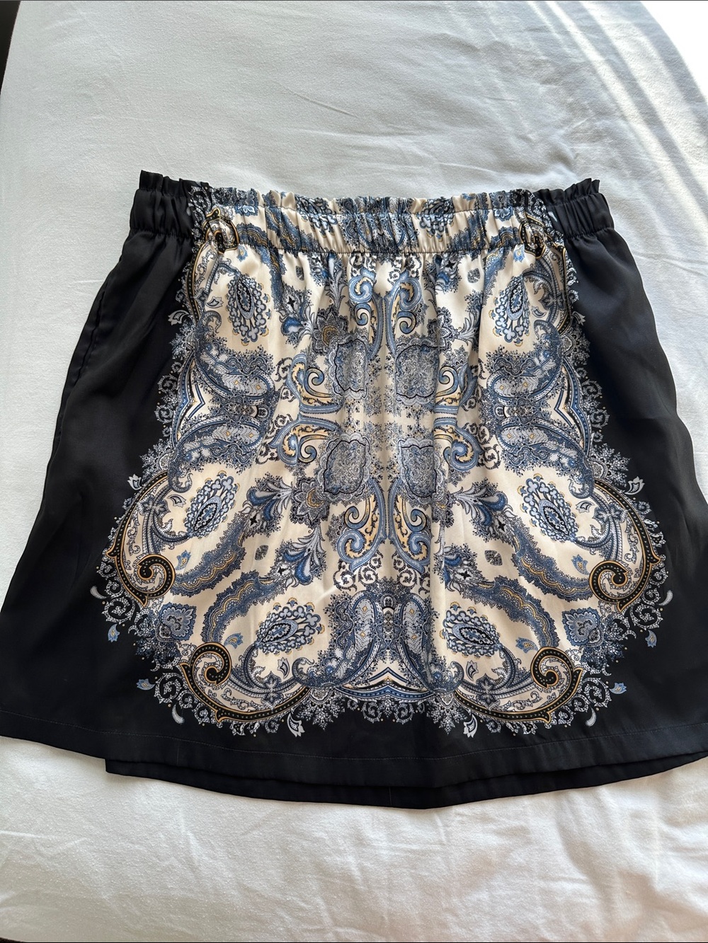 H&M Cream and Blue Paisley Elastic Waist Skirt